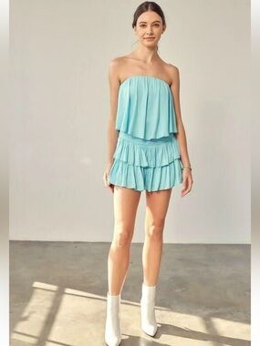 🆕#31~Altar'd State Ronnie Flowy Romper Strapless in Seren Mint, Sm